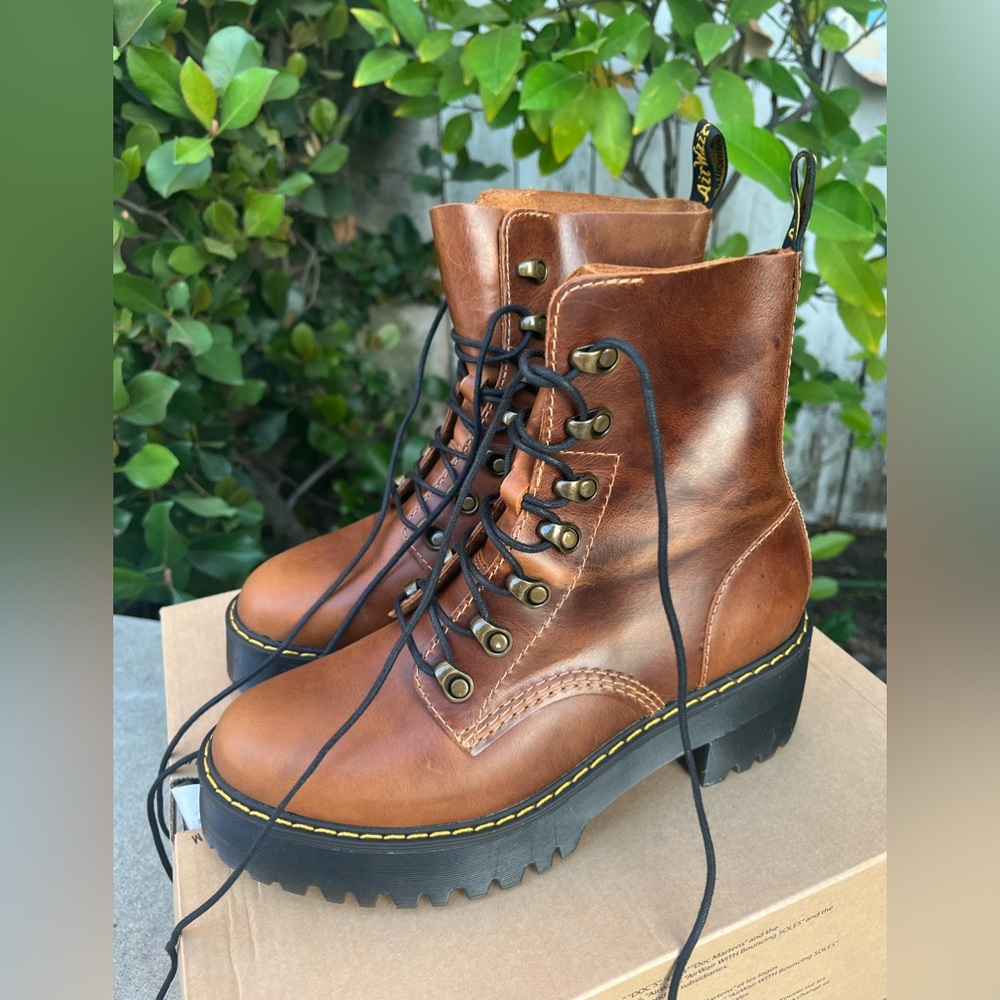 Dr. Martens Leona Boot (Size 8)
